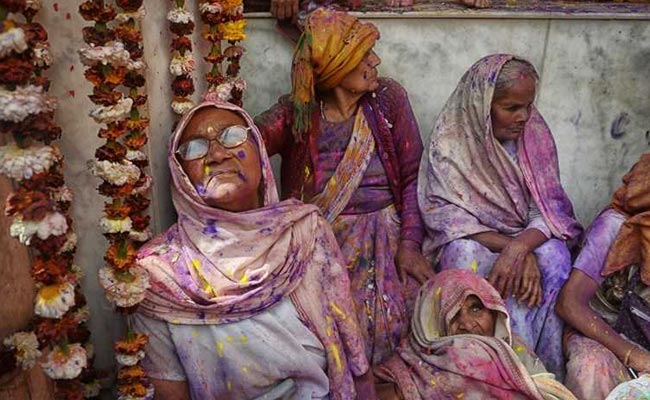 Vrindavan Widows To Present <i>Gulaal </i>, Sweets To 'Modi <i>Bhaiya</i>' Ahead Of Holi