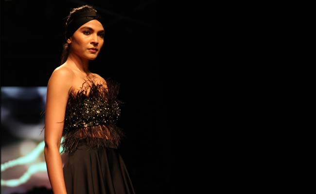 Lakme Fashion Week 2018 Day 3: 6 Wearable Runway Hairstyles We'd Try In A Heartbeat