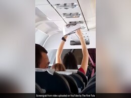 On Packed Flight, Woman Dries Underwear Under AC Vent. Video Is Viral On Packed Flight, Woman Dries Underwear Under AC Vent. Video Is Viral