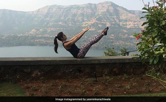 Top 3 Exercises For Firmer & Stronger Buttocks By Celebrity Trainer