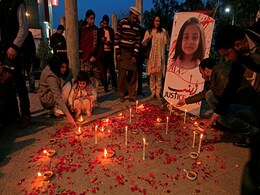 जैनाब बलात्कार मामला : लाहौर हाईकोर्ट ने कायम रखी अपराधी की सजा जैनाब बलात्कार मामला : लाहौर हाईकोर्ट ने कायम रखी अपराधी की सजा