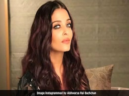 <i>Woh Kaun Thi?</i> Remake: Aishwarya Rai Bachchan Might Be Cast In Sadhana's Role <i>Woh Kaun Thi?</i> Remake: Aishwarya Rai Bachchan Might Be Cast In Sadhana's Role
