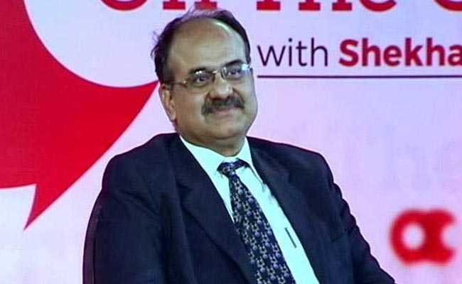 Aadhaar Body Head AB Pandey To Replace Hasmukh Adhia As Revenue Secretary