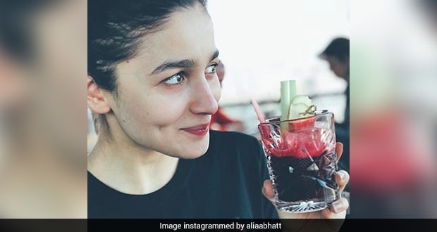 Alia Bhatt Is Having This Ruby Red Drink: 3 Reasons Why You Should Have It Too!