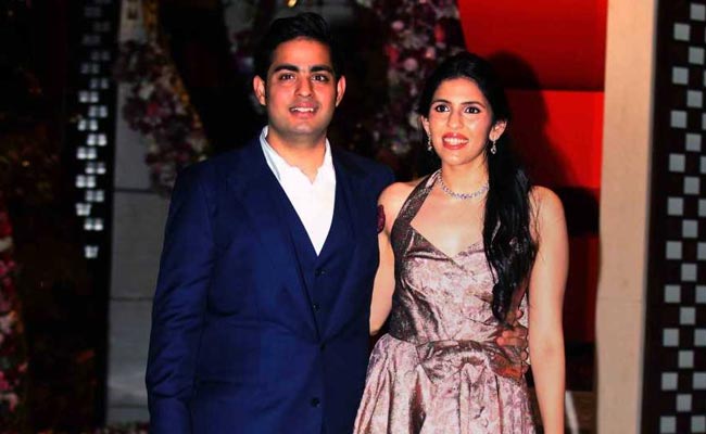 Akash Ambani's Fianc&eacute;e Shloka Mehta Wore Custom Prada To The Mumbai Party