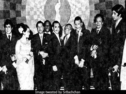 Amitabh Bachchan Shows Us What The Filmfare Awards Looked Like 46 Years Ago Amitabh Bachchan Shows Us What The Filmfare Awards Looked Like 46 Years Ago
