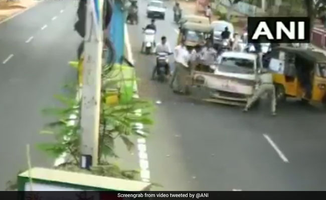 Watch: 'Drunk' Driver Runs Over Cop Who Tried To Stop Him In Andhra Pradesh