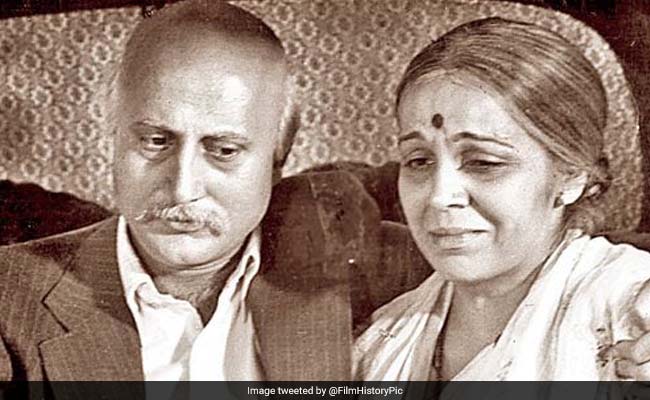 Anupam Kher Birthday: 29 साल की उम्र में किया रिटायर्ड शख्स का रोल, जानें उनके बारे में ये 5 खास बातें