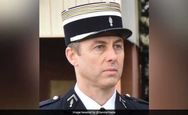 French Policeman Who Swapped Himself For A Hostage In Supermarket, Dies