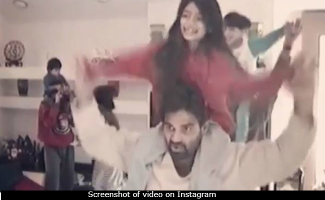 Athiya And Suniel Shetty Exchange Adorable Throwback Videos On Instagram