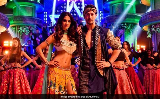 Holi 2018: Baaghi टाइगर श्रॉफ और दिशा पटानी ने किया भांगड़ा, झूमने पर मजबूर कर देगा Video