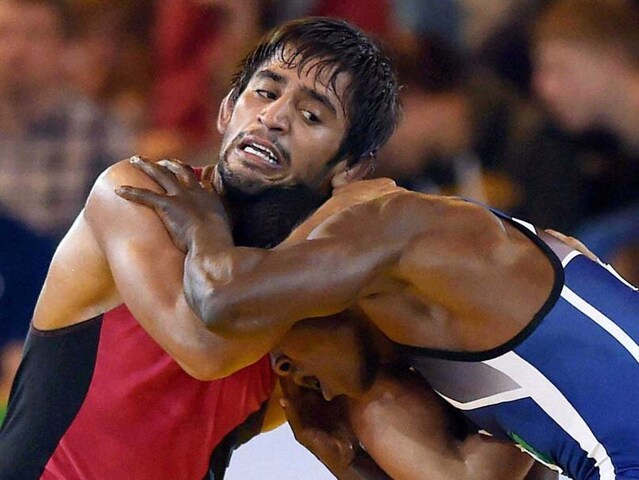 Wrestlers Bajrang Punia, Vinod Kumar Take Bronze At Asian Wrestling Championships