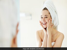 इस मौसम में बेजान होती त्वचा में जान लाएंगे ब्यूटी एक्सपर्ट शहनाज हुसैन के ये आसान TIPS इस मौसम में बेजान होती त्वचा में जान लाएंगे ब्यूटी एक्सपर्ट शहनाज हुसैन के ये आसान TIPS