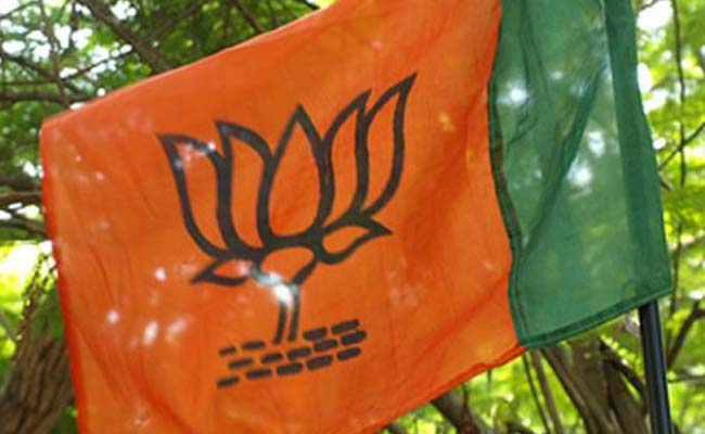 Gujarat BJP Plans To Collect Over Rs 200 Crore Ahead Of Polls