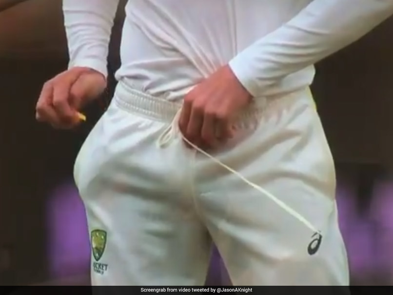 Cameron Bancroft Suspected Of Ball-Tampering, Sandpaper Gate Hits SA vs Aus Test Series