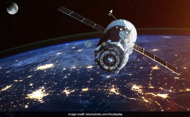 Chinese Space Station Tiangong-1, Weighing 7,000 Kg, Plunging Towards Earth