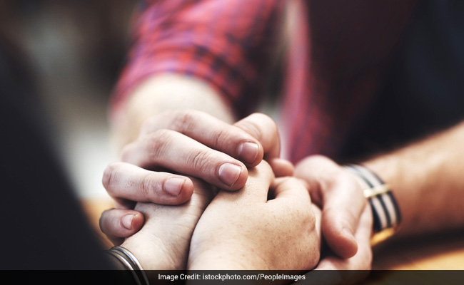 कॉलेज से निकाले गए छात्र-छात्रा के बचाव में उतरा केरल हाईकोर्ट, कहा- 'प्यार अंधा होता है'