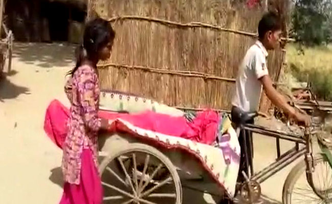 No Ambulance, Son Carries Man's Dead Body On Rickshaw In UP