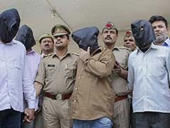 Two Officers Of Delhi Police Arrested For Gold Robbery In Ghaziabad