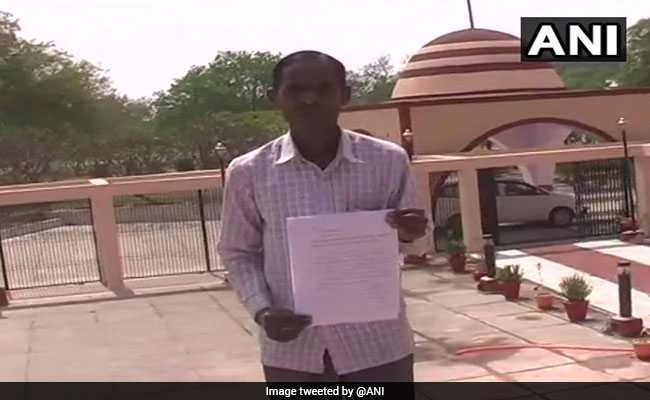Living Man Declared 'Dead' In Uttar Pradesh's Firozabad