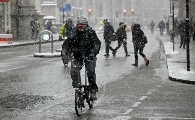 Shivering Europe Hopes For Weekend Respite As Deep Freeze Persists