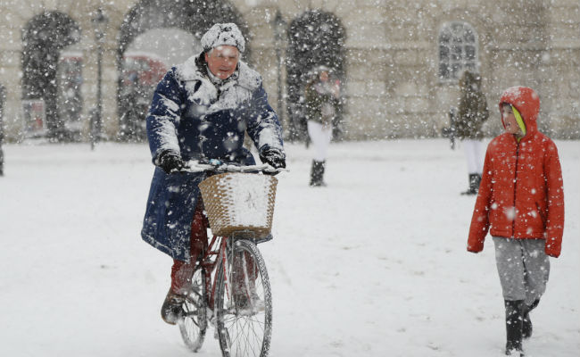 Air Travel Disrupted, Over 50 Dead As Deadly Blizzards Lash Across Europe