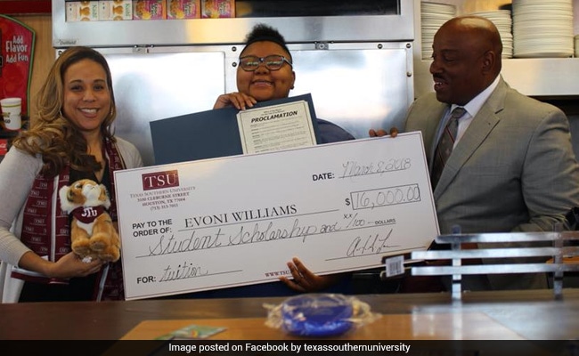 Her Small Act Of Kindness Went Viral. Now, She Has A College Scholarship
