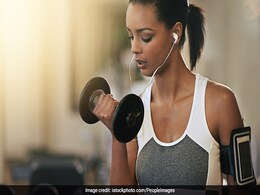 Music May Help You Exercise Longer And Regularly; Try These Pre-Workout Foods That May Help Too! Music May Help You Exercise Longer And Regularly; Try These Pre-Workout Foods That May Help Too!