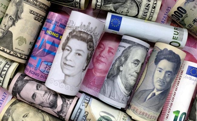 Forex Reserves Slide To $601 Billion