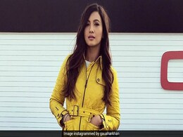 Gauahar Khan's Too-Pretty-To-Eat Smoothie Bowl Is The Perfect Antidote To Monday Blues! Gauahar Khan's Too-Pretty-To-Eat Smoothie Bowl Is The Perfect Antidote To Monday Blues!