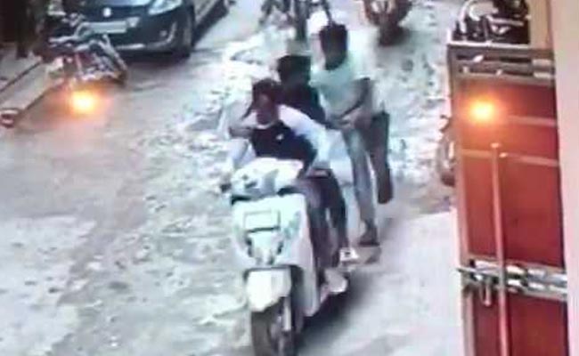 Caught On Camera: Man Stabbed 50 Times By Gang Of Bikers In Delhi