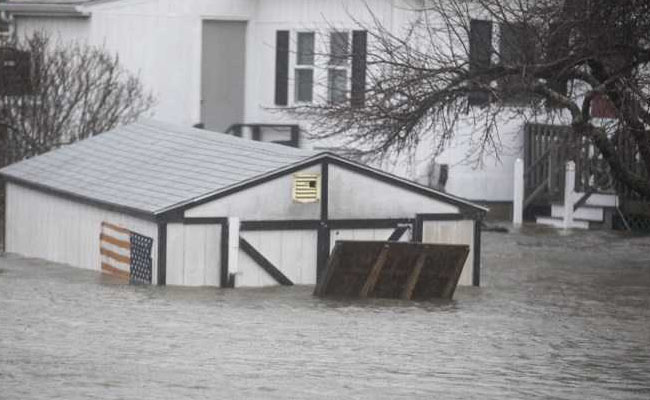 Storm Hits US Northeast, Flights Cancelled, 1.7 Million Without Power