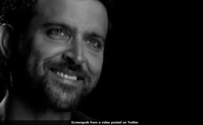 Hrithik Roshan Is A Poet. You Didn't Know It? Then Watch This. Twitter Thinks He 'Nailed It'