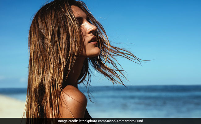 8 Hacks To Stop Humidity Killing Your Hair