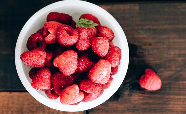 7 Foods That Help You Stay Hydrated - And Lose Weight