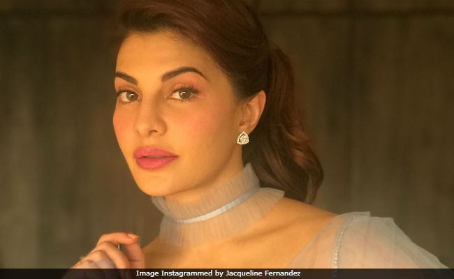 Jacqueline Fernandez 'Can't Wait' For Madhuri Dixit To Watch The Remake Of <i>Ek Do Teen</i>