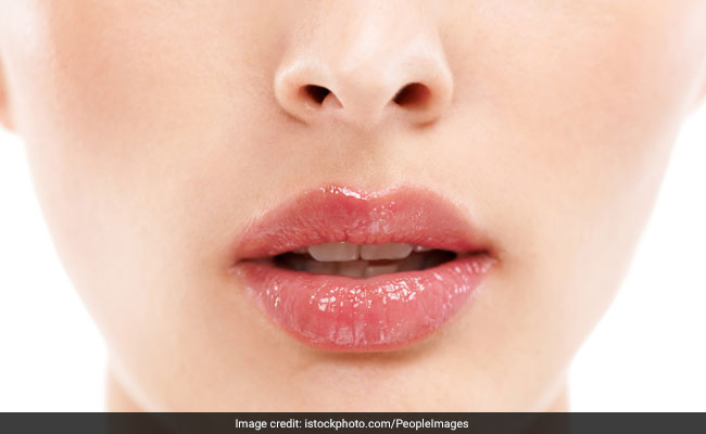 Is Lip Oil Spring 2018's Must-Have Beauty Product?