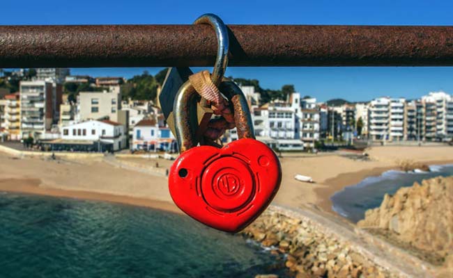When It Comes To Love, Are We Now Protecting Our Hearts Or Just Caging Them In?