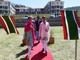 ''Back With Eyes Open'': Malala Yousafzai Visits Pakistan District Where She Was Shot ''Back With Eyes Open'': Malala Yousafzai Visits Pakistan District Where She Was Shot