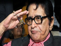 मनोज कुमार को ट्रिब्यूट होगी बॉलीवुड की ये थ्रिलर फिल्म, जल्द बनेगा रीमेक मनोज कुमार को ट्रिब्यूट होगी बॉलीवुड की ये थ्रिलर फिल्म, जल्द बनेगा रीमेक