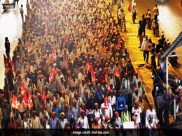 How Mumbaikars Are Reaching Out To Protesting Farmers How Mumbaikars Are Reaching Out To Protesting Farmers