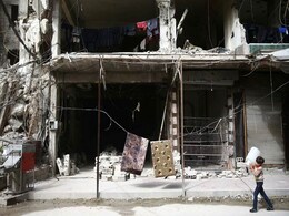 Syria Army Cuts Off Main Rebel Town In Ghouta As Number Of Deaths Tops 1,000 Syria Army Cuts Off Main Rebel Town In Ghouta As Number Of Deaths Tops 1,000