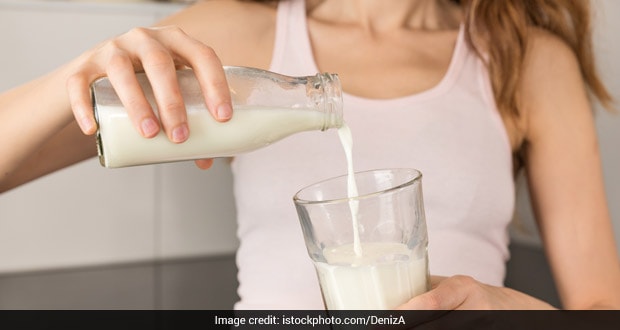 Is It Safe To Drink Water Right After Drinking Milk? Here's The Answer!