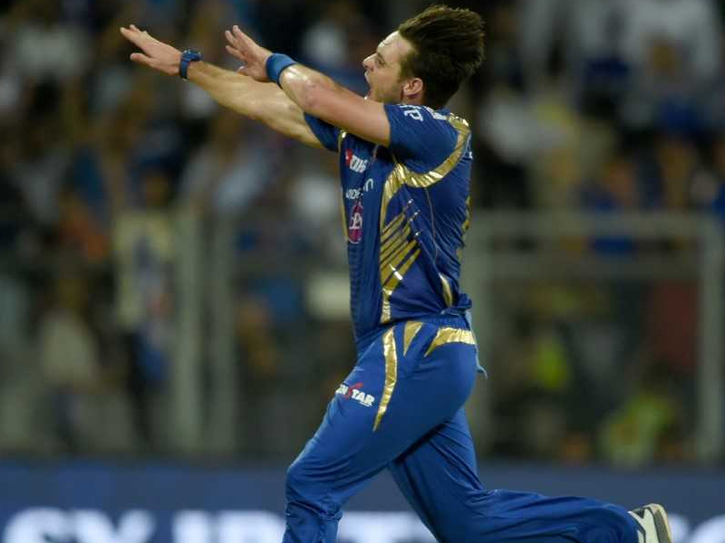 मिचेल मैक्लेनाघन का खुलासा, इतना सब कुछ करने के बाद भी नहीं बन पा रहा बेहतरीन बल्लेबाज