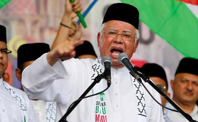 Before Election, Malaysia's Prime Minister Pushes To Outlaw "Fake News"