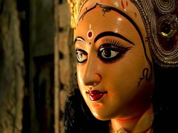 Navratri 2018: चैत्र नवरात्रि आज से शुरू, जानें इन 9 दिनों में पूजी जाने वाली सभी माताओं के नाम और उनका महत्व Navratri 2018: चैत्र नवरात्रि आज से शुरू, जानें इन 9 दिनों में पूजी जाने वाली सभी माताओं के नाम और उनका महत्व