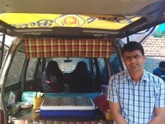 This 'Food Car' In Noida Serves Amazing Chocolate, Cheese And Hung Curd Sandwiches