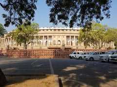 गुजरात से कांग्रेस के राज्यसभा प्रत्याशी नारायणभाई रठवा के खिलाफ गड़बड़ी की शिकायत