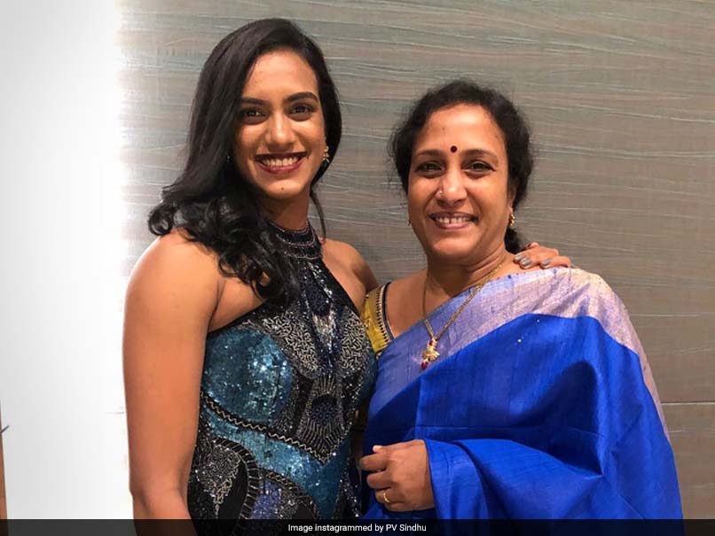 International Women's Day: Virender Sehwag, Saina Nehwal, Harbhajan Singh Post Special Messages