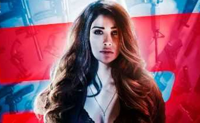 Race 3: सलमान खान ने रिलीज किया Daisy Shah का फर्स्ट लुक, अंदाज देखकर कहेंगे OMG!